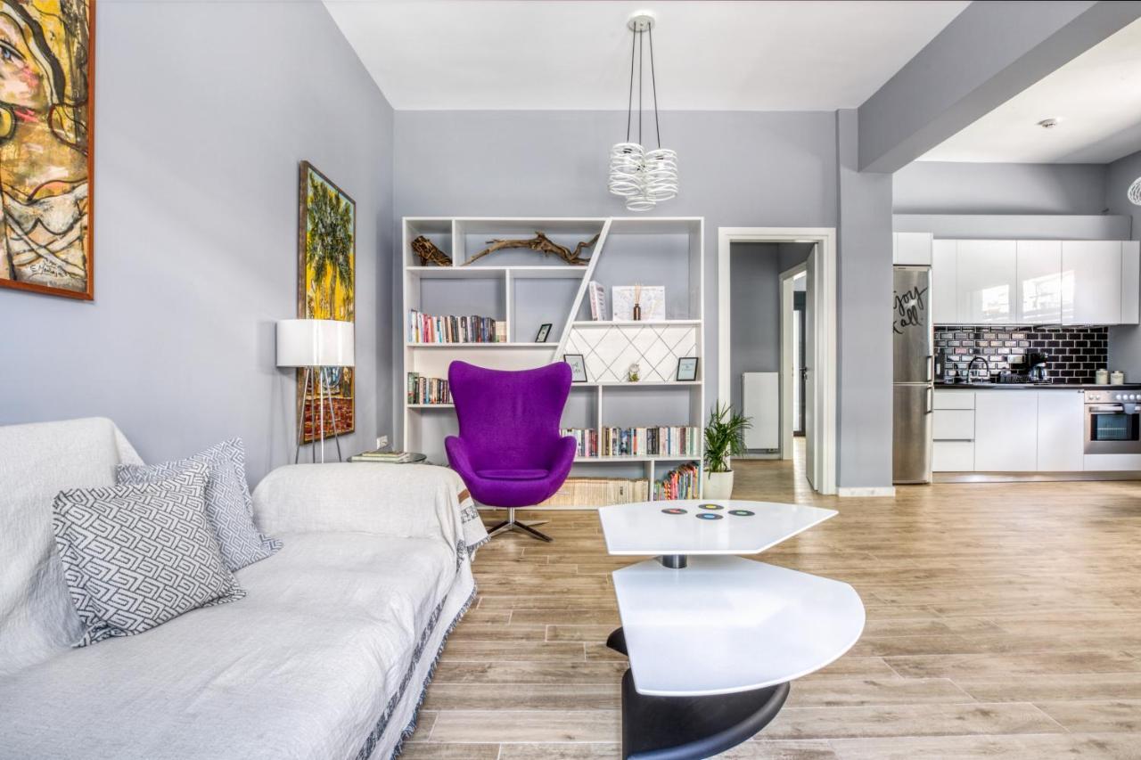 Spacious Flat With Courtyard And Private Parking! Атина Екстериор снимка